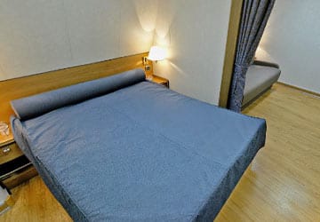 grimaldi_lines_sorrento_suite_cabin_2